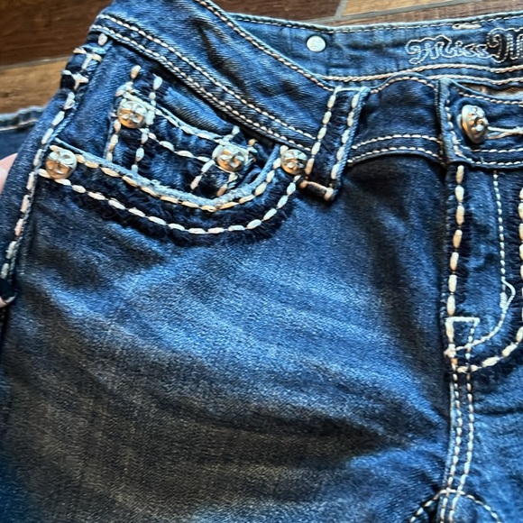 Miss Me Stitched Pocket Bootcut Jeans Size 28 - Picture 4 of 9